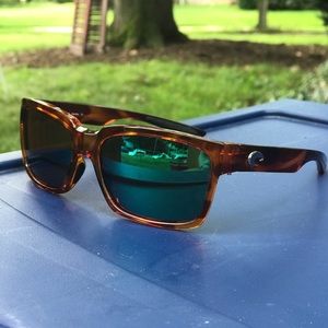 Costa Sunglasses: La Playa